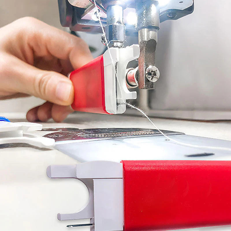 Color threading device