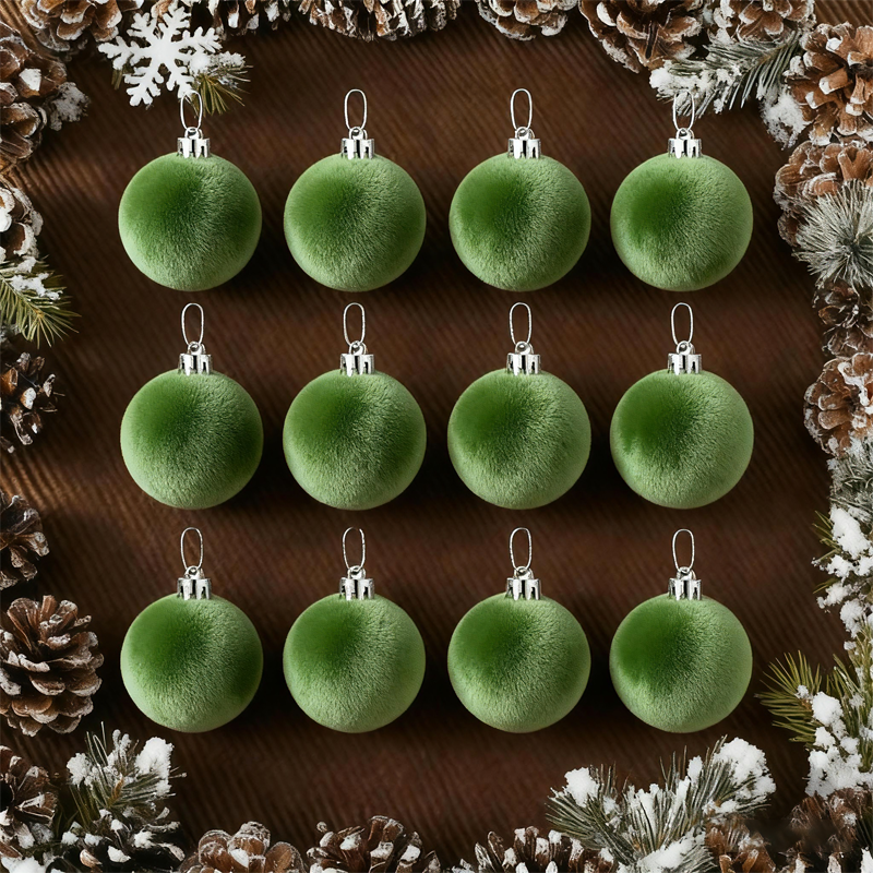 🎄 Velvet Christmas Balls