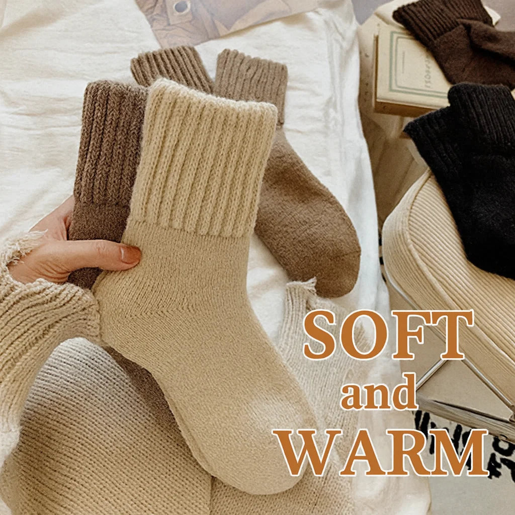 Warm Wool Socks in Mid-Height