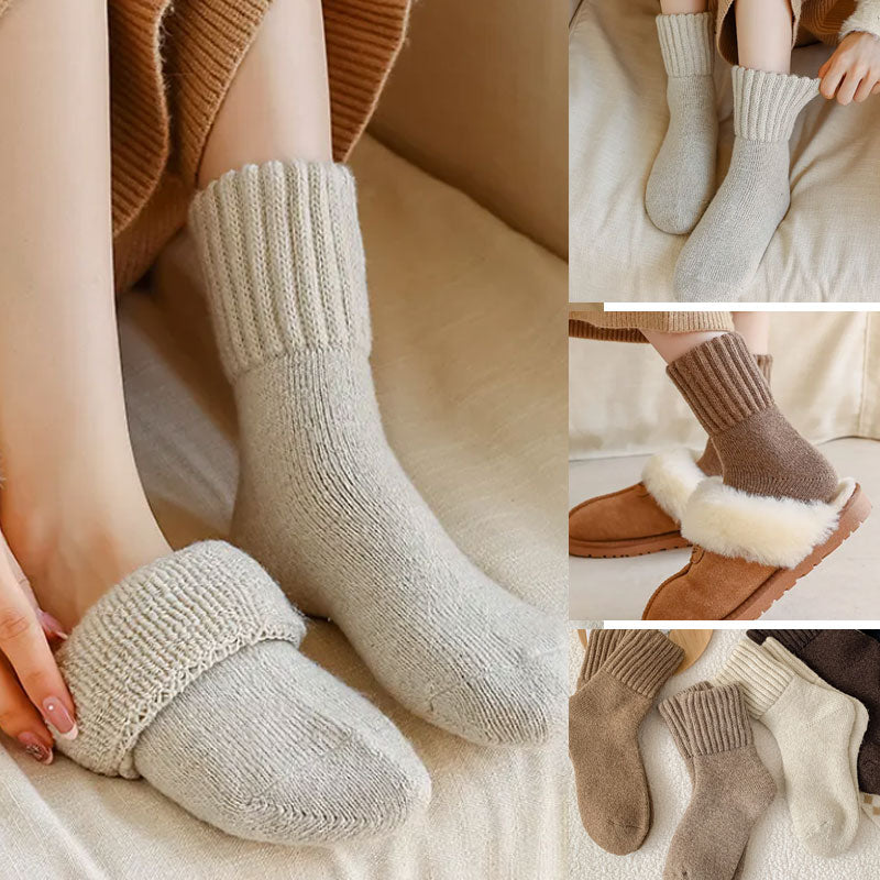 Warm Wool Socks in Mid-Height